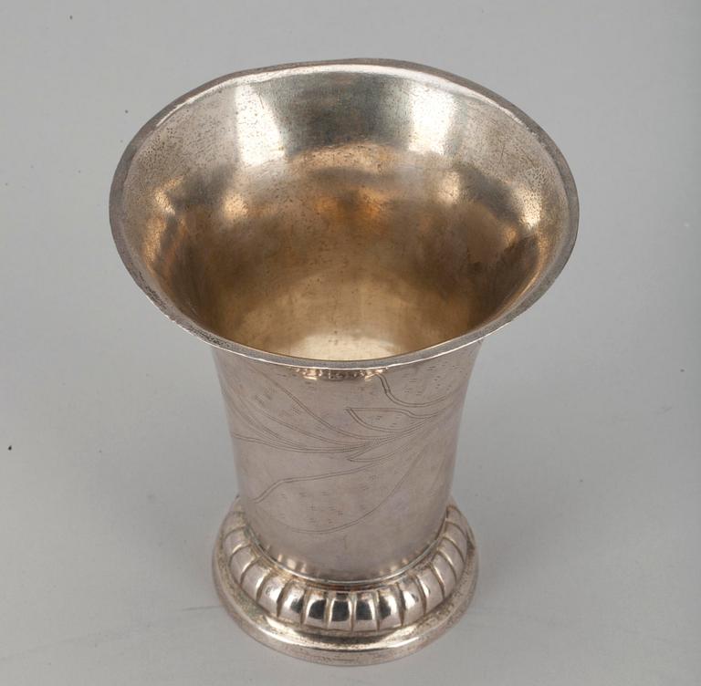 PIKARI, hopeaa, Olof Robert Lundgren (1821-1882), Turku 1800-luvun alkupuoli. Paino 95 g.