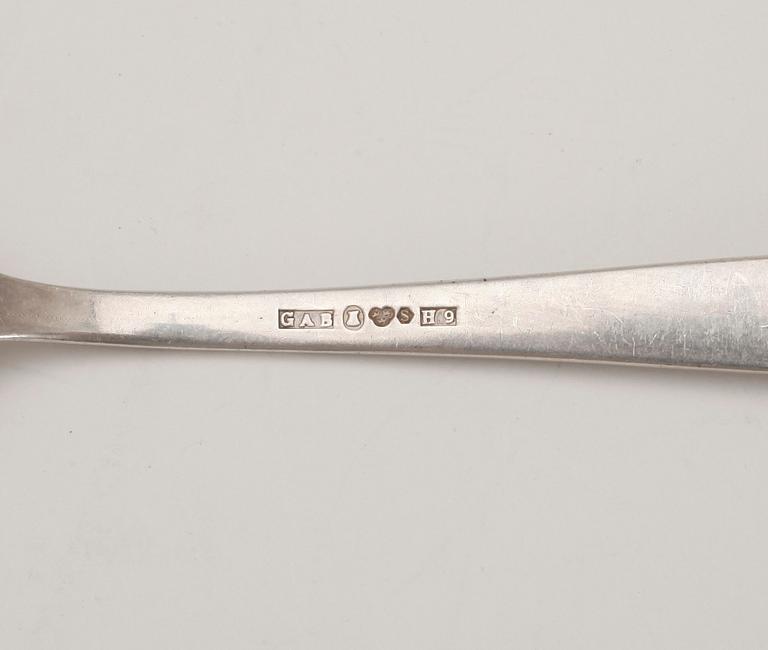 SERVISDELAR, 93 + 9 delar, silver, GAB Stockholm,  omkring 1900-talets mitt. Vikt ca 1553 gram.