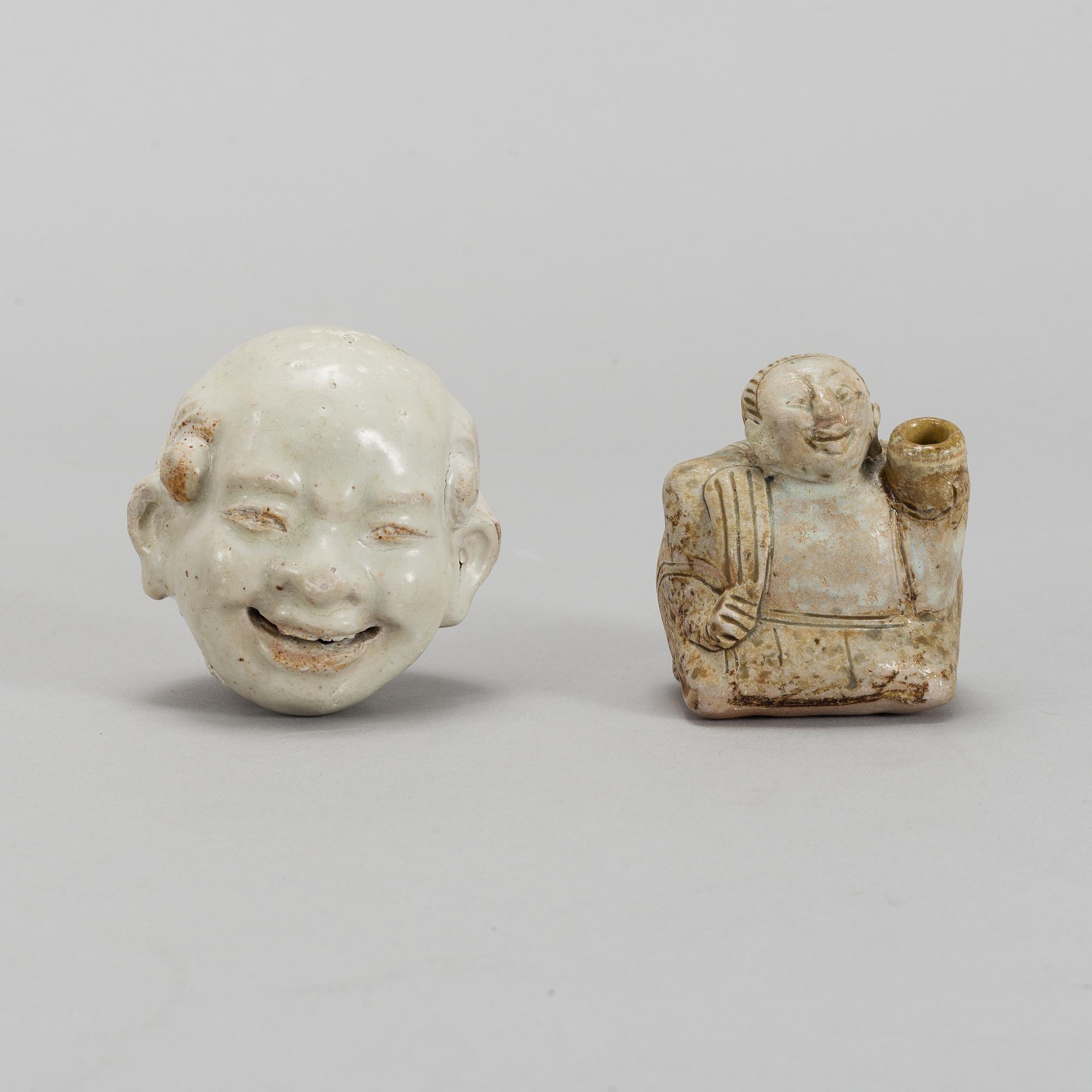 Two Sawakhalok porcelain figurines, 15th/16th Century.