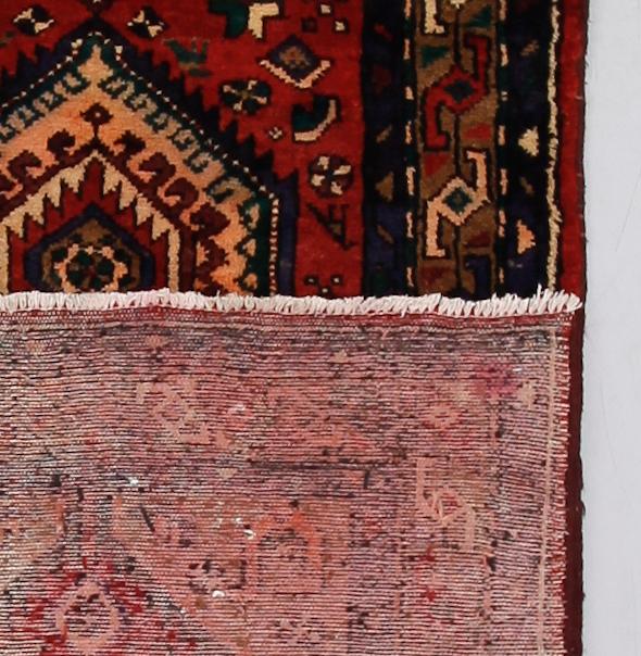 MATTA, Hamadan, 337 x 110 cm.