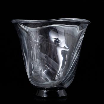 VAS, glas, Vicke Lindstrand, Orrefors, 1933.