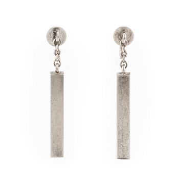 486. Wiwen Nilsson, a pair of earrings, silver.