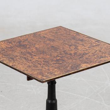 Folding table, alder root, Arboga, 19th century.