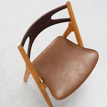 Hans J. Wegner, stolar, 3 st, modell "CH-29"/"Savbukkestolen", Carl Hansen & söner, 1900-talets mitt.