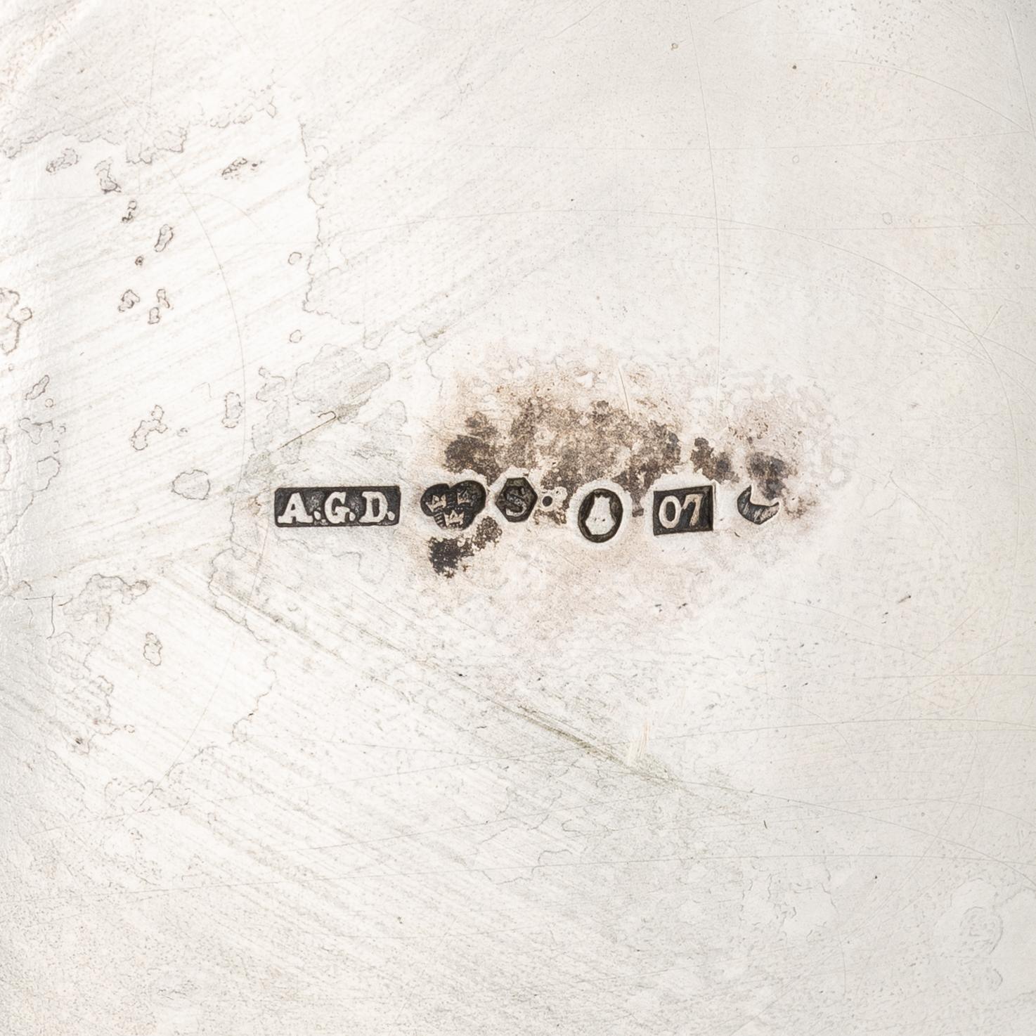 A silver coffee pot, mark of A.G Dufva, Stockholm 1916.