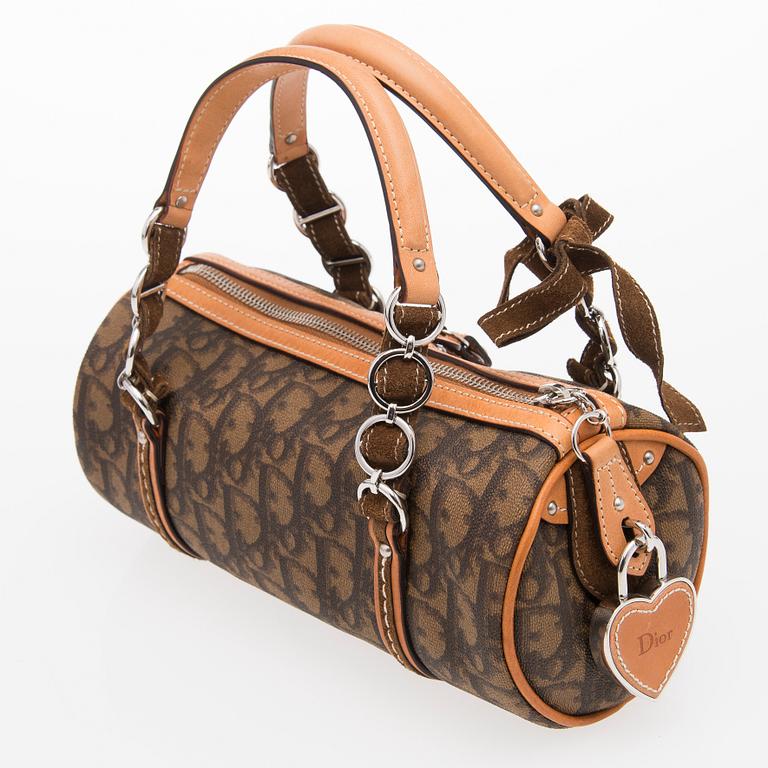 A Monogram Trotter Romantique Round Handbag.