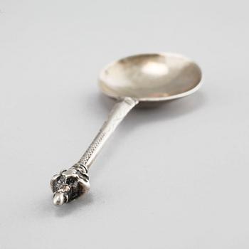 A Norwegian late 17th century silver spoon, unmarked.