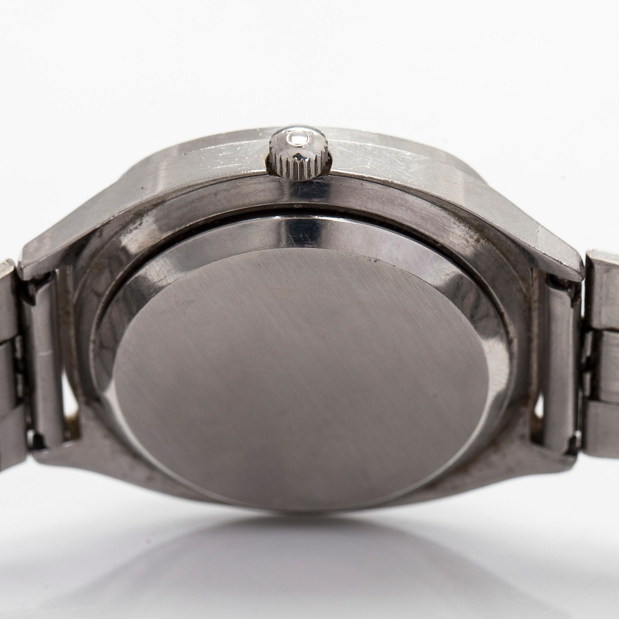 Omega, Seamaster, armbandsur, 37 x 40 mm,  stål, quartz, ca 1977.