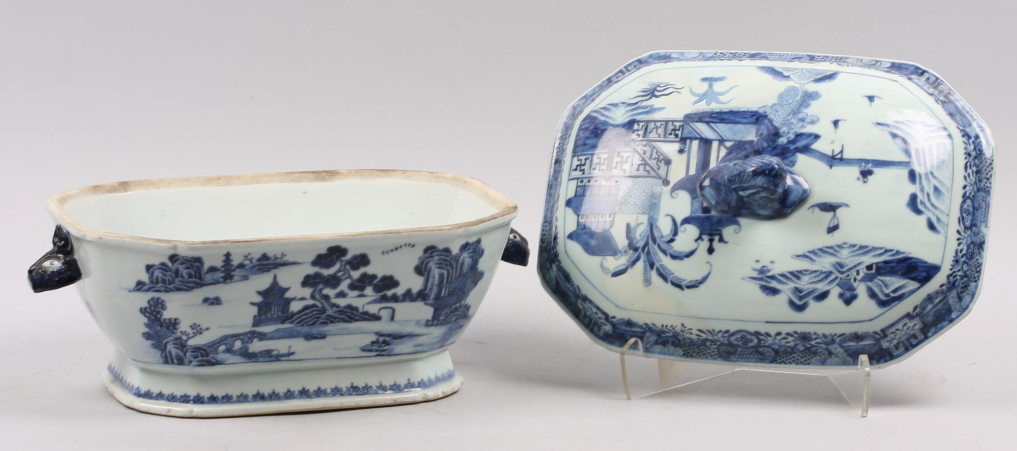 TERRIN, porslin, Kina, Qianlong, sent 1700-tal.