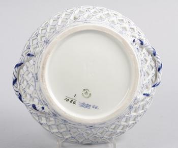 GALLERSKÅL, porslin, "Musselmalet". Kongl. Dansk.