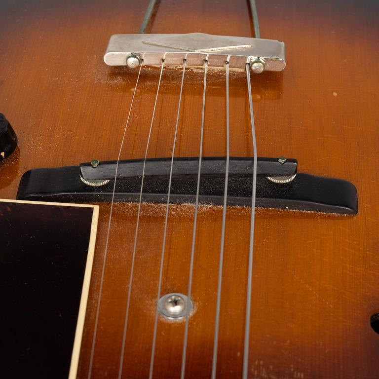 Gibson, "ES-150", semi-acoustic guitar, 1936, USA.