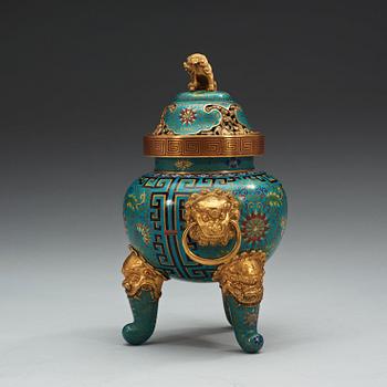 A cloisonné tripod censer, late Qing Dynasty (1644-1912)/ early 20th Century, bearing a Lao Tian Li mark.