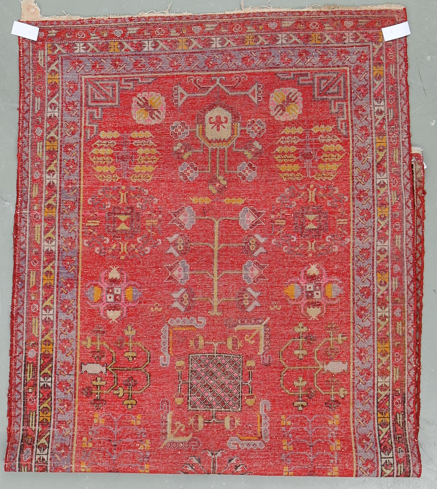 MATTA, semiantik Khotan. Ca 263,5 x 138 cm.