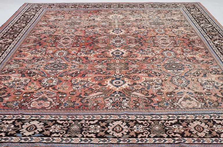 Matta, Mahal, ca 420 x 330cm.