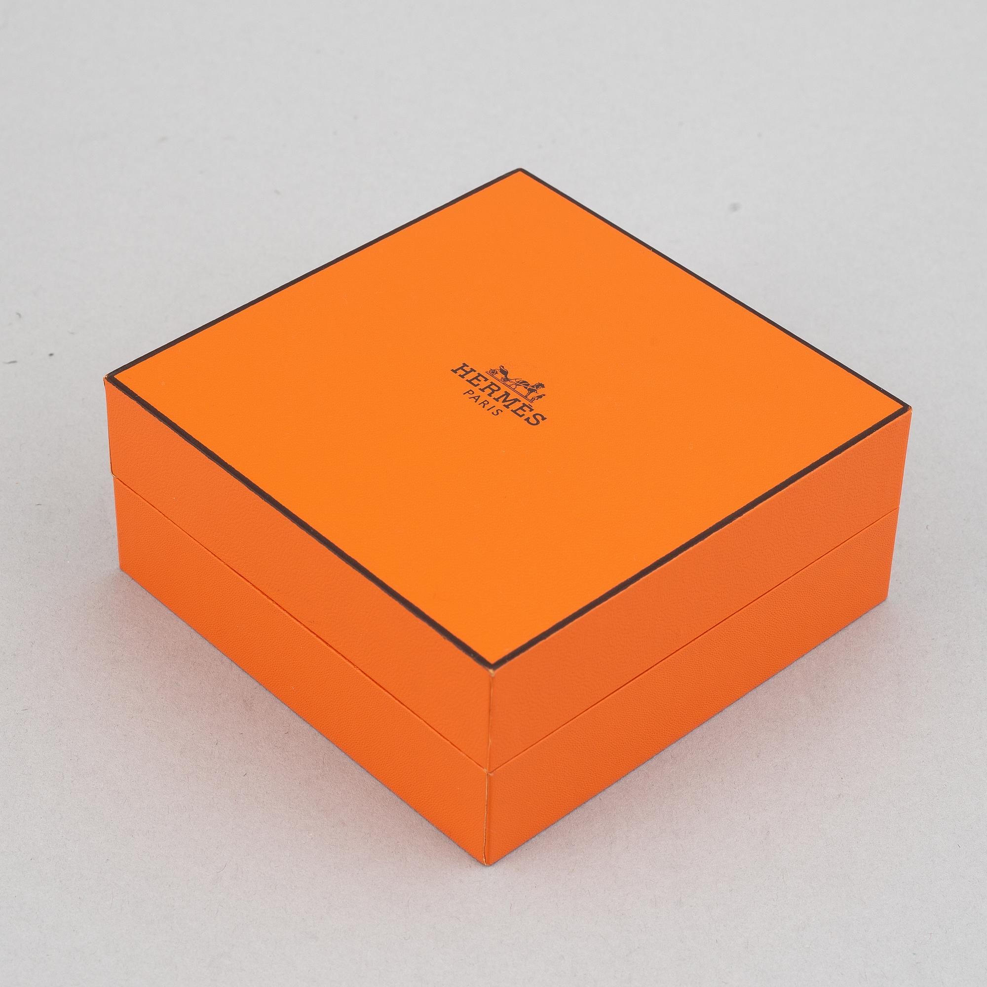 Hermès, a leather belt, 1995. size 85.