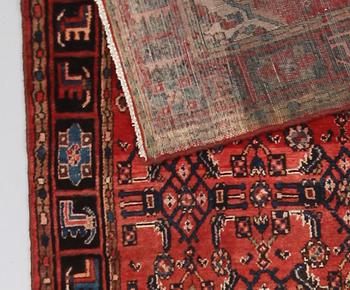 MATTA, Hamadan, ca 325 x 110 cm.