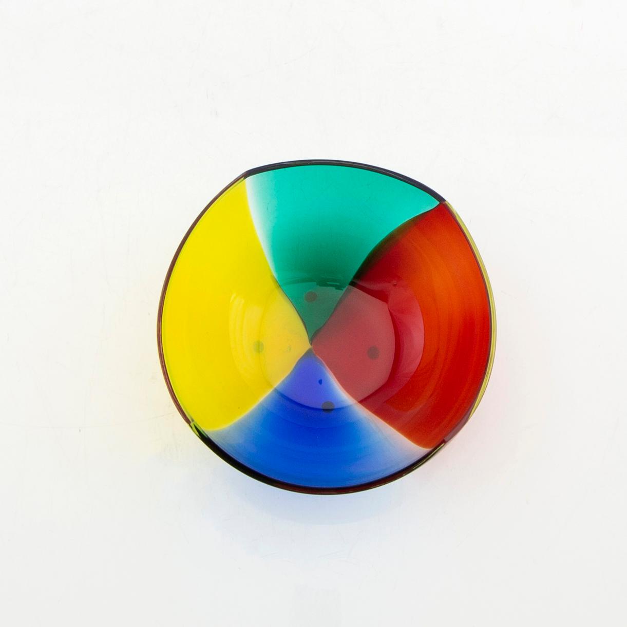 Berit Johansson, bowl signed and dated '91.