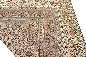 A Keshan carpet, c. 346 x 240 cm.