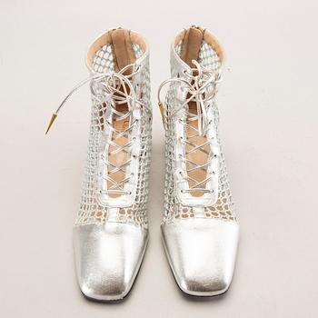 Dior skor ett par "Naughtily" storl 39 1/2.