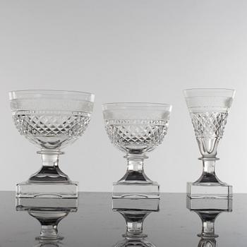 GLASSERVIS, 81 delar, "Kent", Elis Bergh, Kosta Boda, 1900-talets mitt.