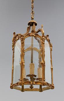 TAKLYKTA, rokokostil, 1900-talets första hälft. Höjd 54 cm.