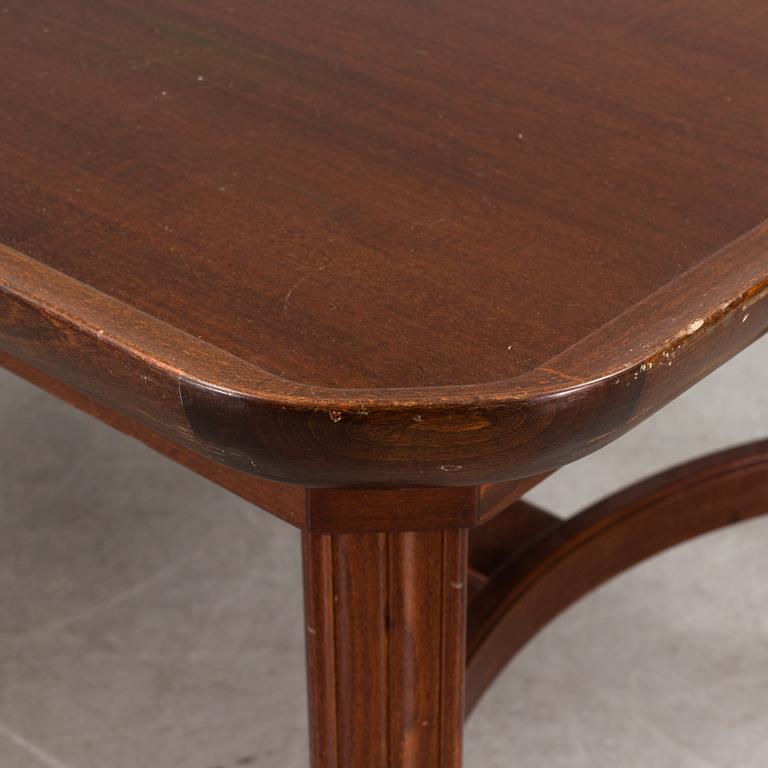 A table model 1500 by Westbergs Möbler, Tranås, mid 1900s.