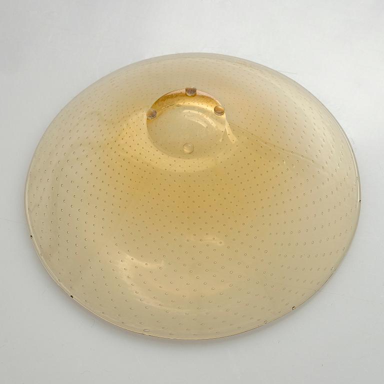 Gunnel Nyman, A glass bowl, model 'GN 11', signed G. Nyman Nuutajärvi Notsjö. Unclear dating.