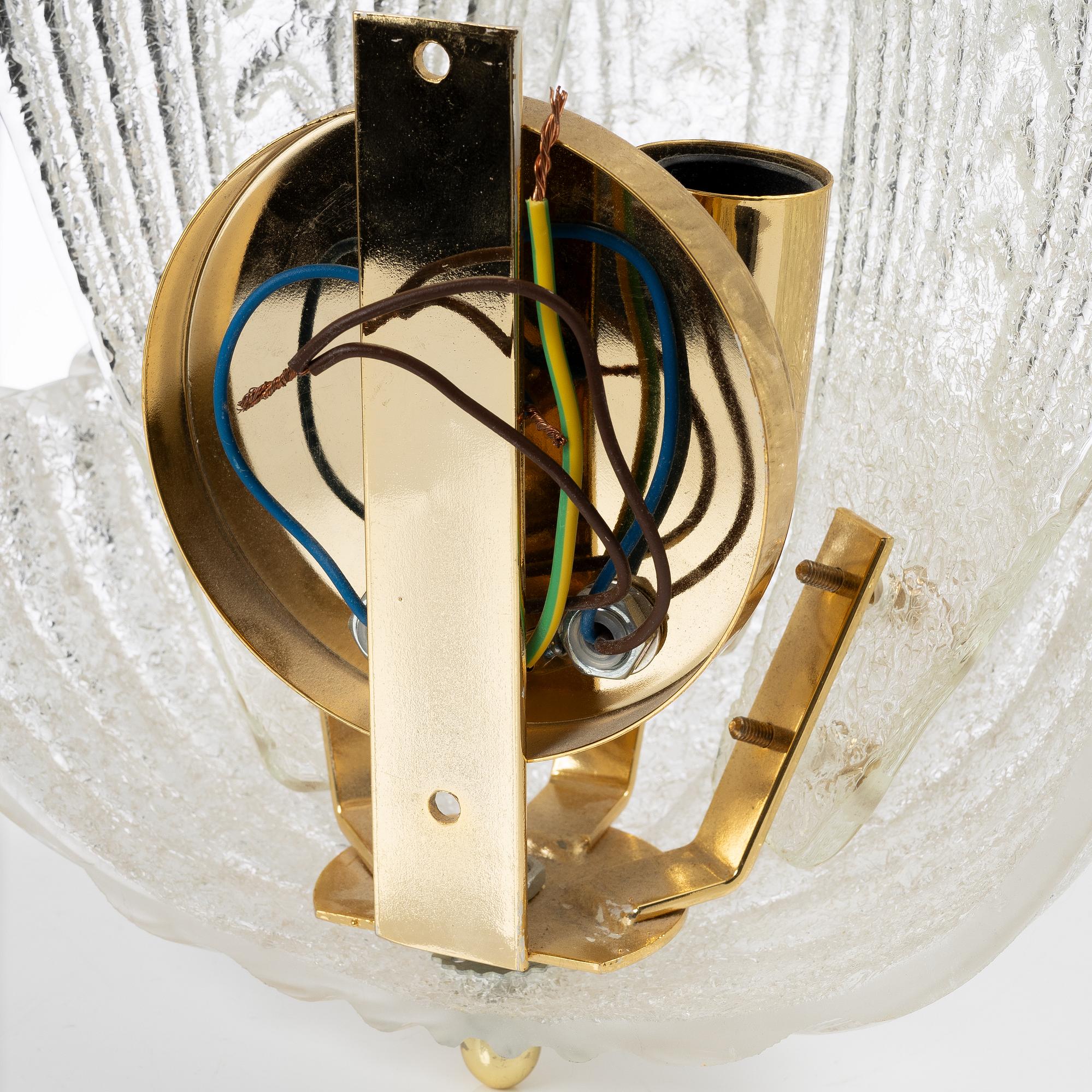 A pair of contemporary wall lamps, Italy.