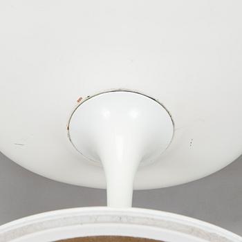 Eero Saarinen, karmstol, "Tulip", 1900-talets senare hälft.