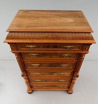 CHIFFONJÉ, 1800-talets andra hälft.