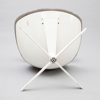 FÅTÖLJ samt FOTPALL, "Auckland", Jean Marie Massaud, Cassina. Formgiven 2005.