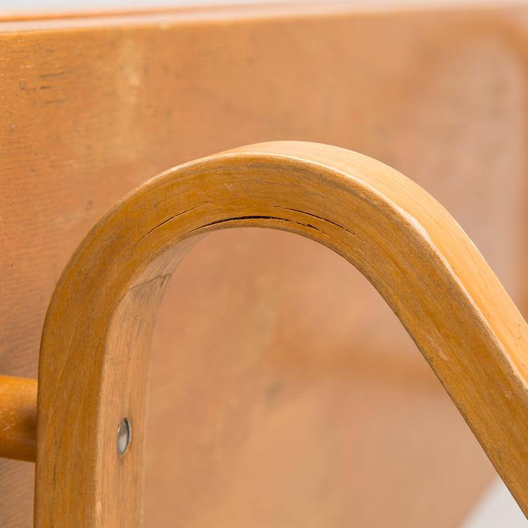 Alvar Aalto hylla, 2 st, modell 112. 1930-/40-tal.