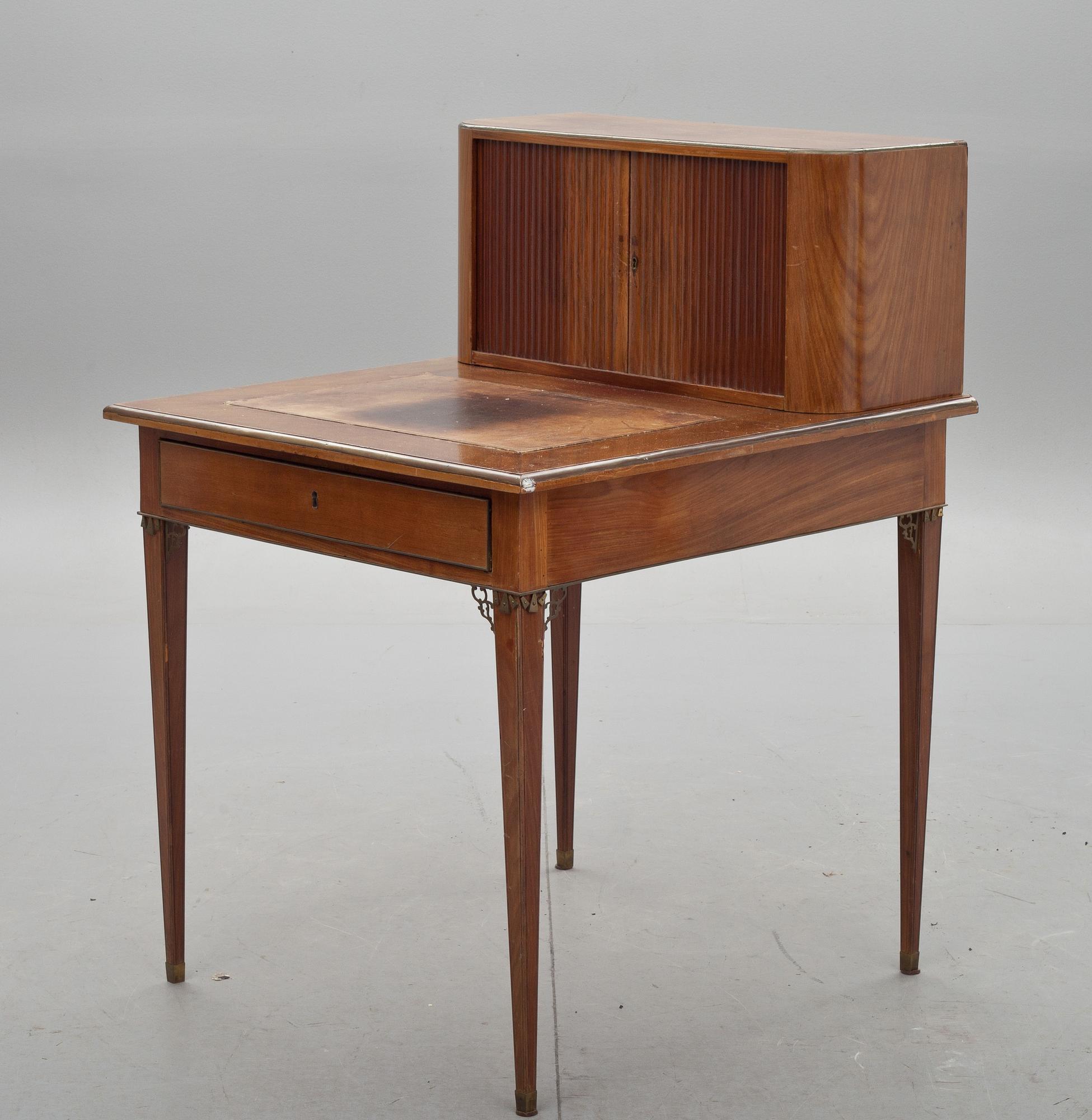 SKRIVBORD, sengustavianskt, 1700-talets slut.