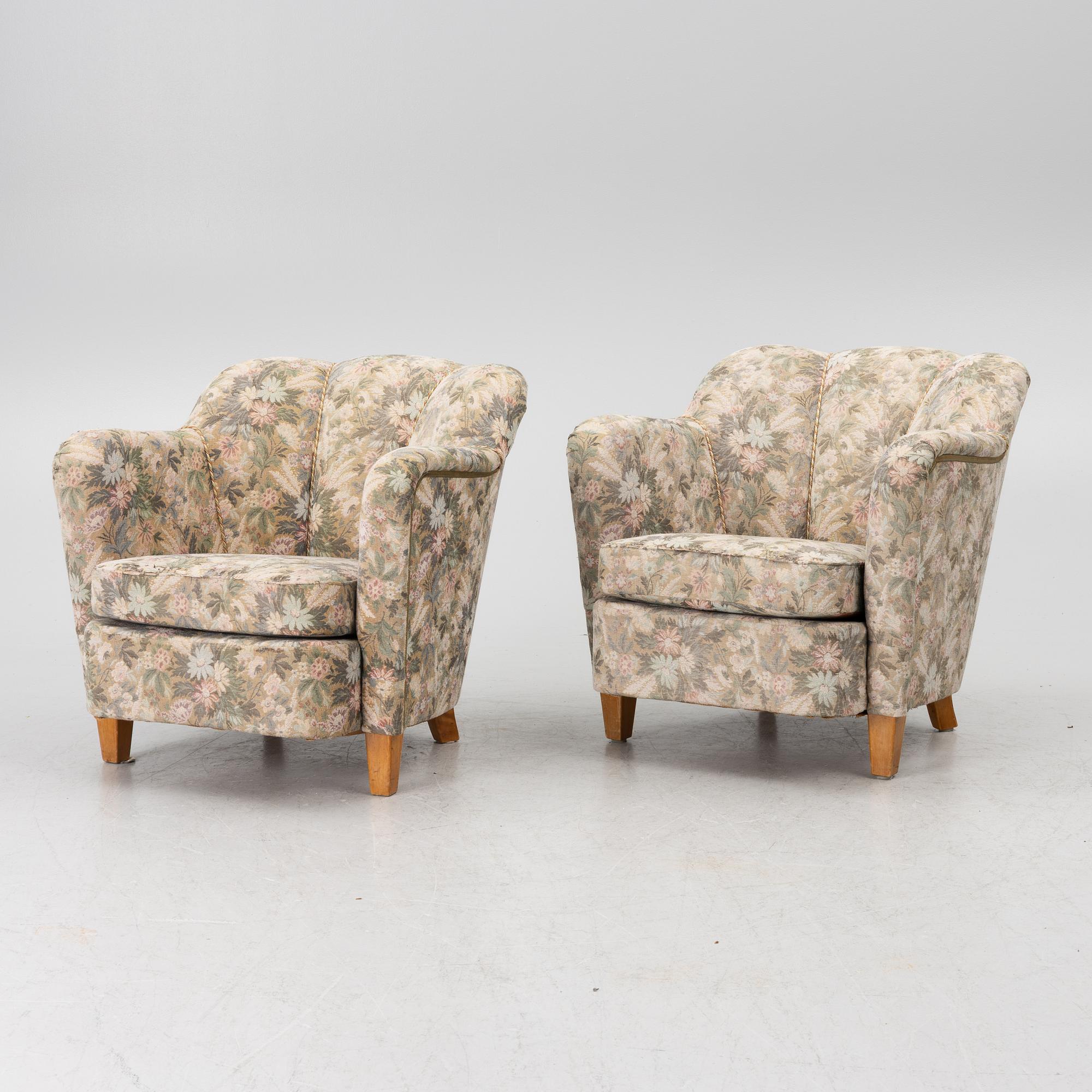 Armchairs, a pair, Swedish Modern, first half of the 20th century.