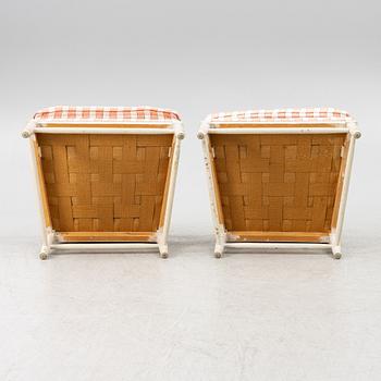 Karmstolar, ett par, gustaviansk stil, sk Gripsholmsfåtöljer. 1900-tal.