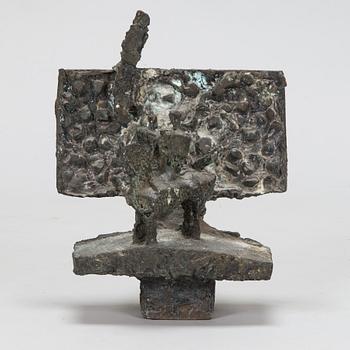 Kari Juva, bronsskulptur, signerad och daterad -88 samt monogramsignerad.