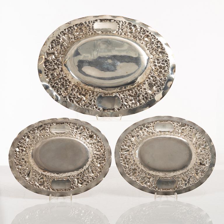 C.G. Hallberg, presentation dishes, 3 pcs, silver, Stockholm 1932-1935.