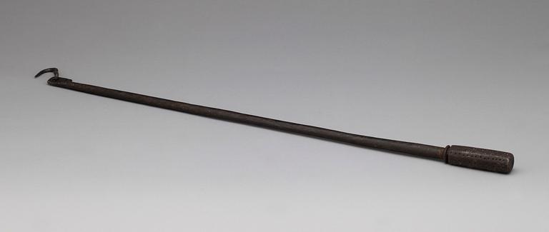 BESSMAN, smidesjärn, bär årtalet 1663.