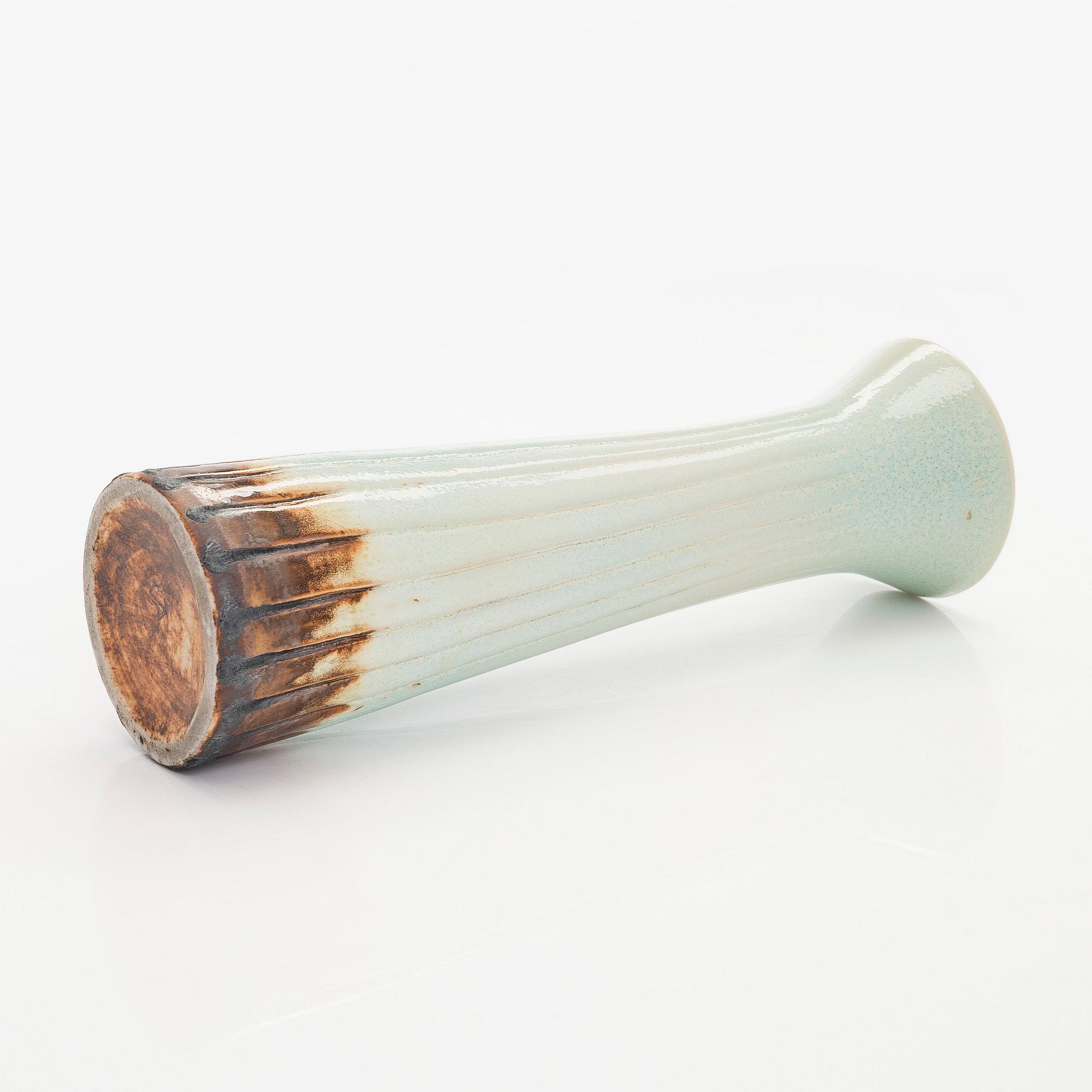 Kyllikki Salmenhaara, vas, stengods signerad Arabia KS.