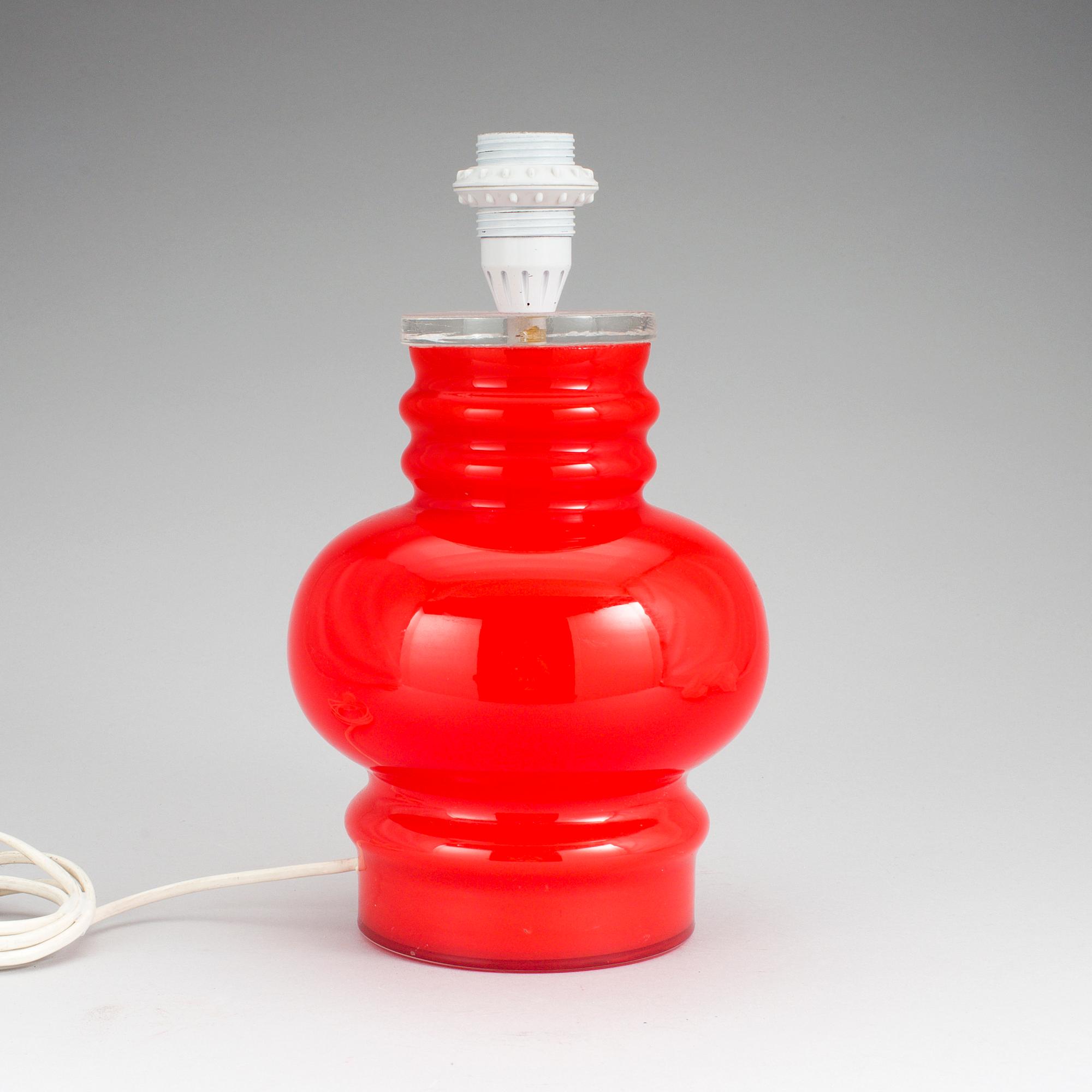A red glass table lamp, 1960/70's.