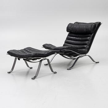 Arne Norell, fåtölj med fotpall, "Ari", Norell Möbel AB.