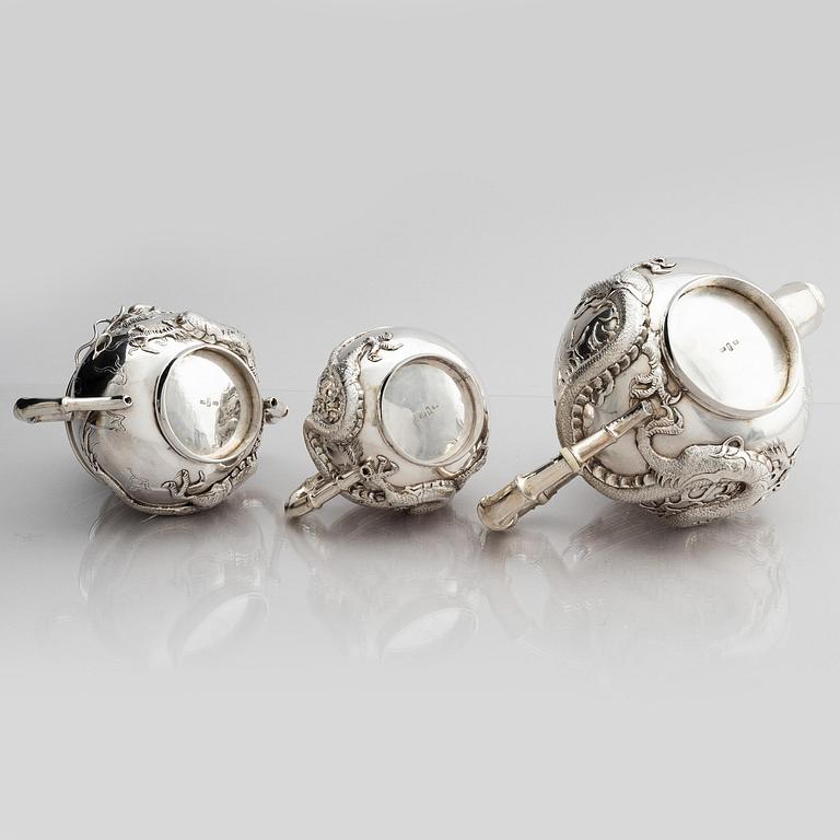 Teservis, fem delar, silver. Wang Hing & Co, Hong Kong & Canton.