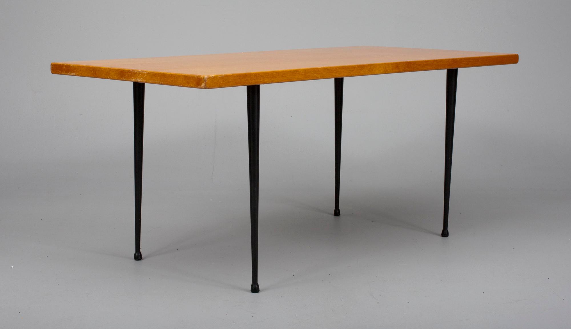 SOFFBORD, design Ilmari Lappalainen, 1900-talets senare hälft.
