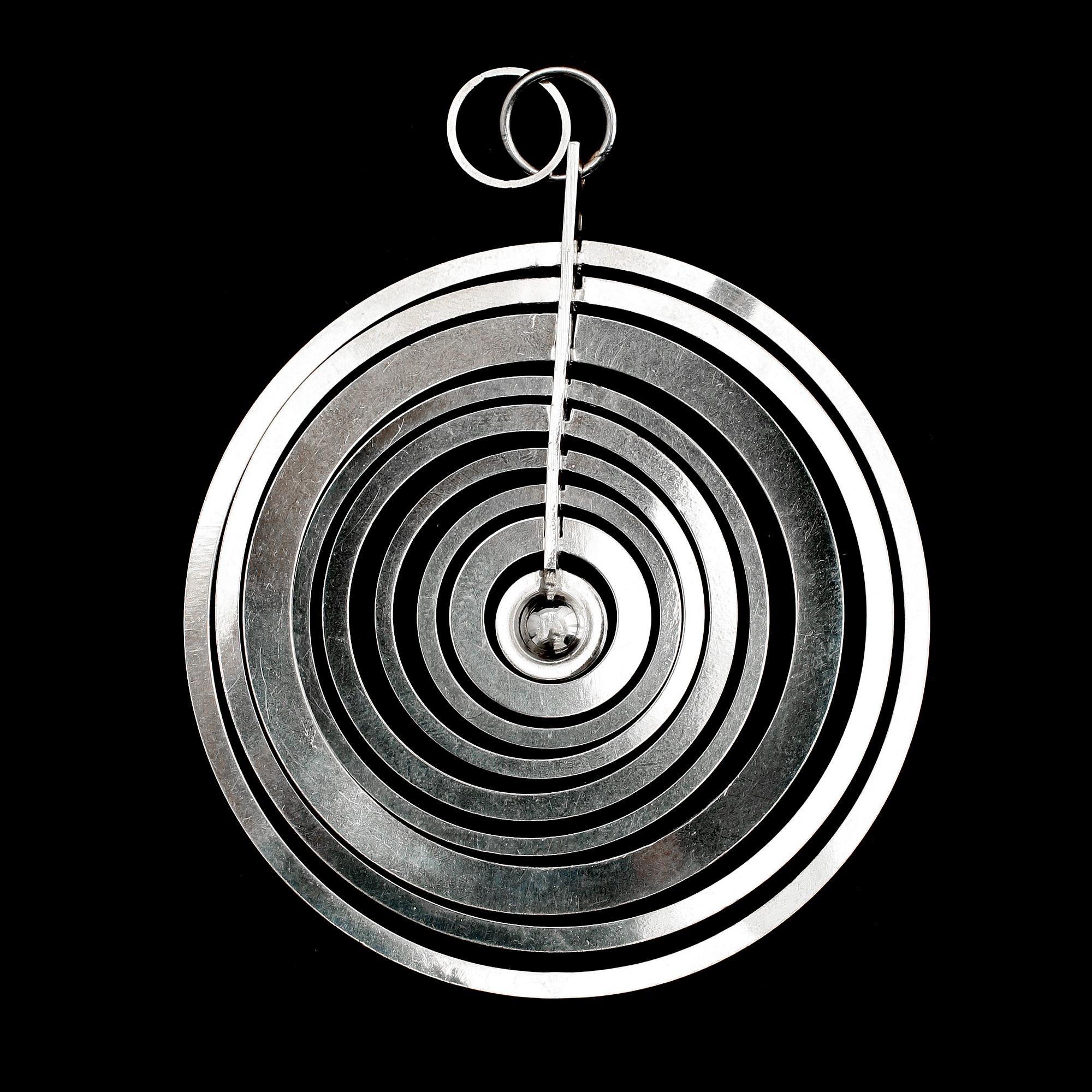 HÄNGE, silver, "Silver Moon", Tapio Wirkkala, Nils Westerbäck, 1970. Vikt ca 13 g.