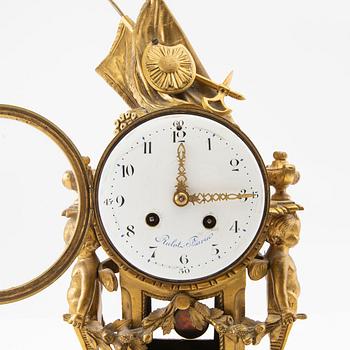 Mantel clock in Louis XVI style, 19th century.