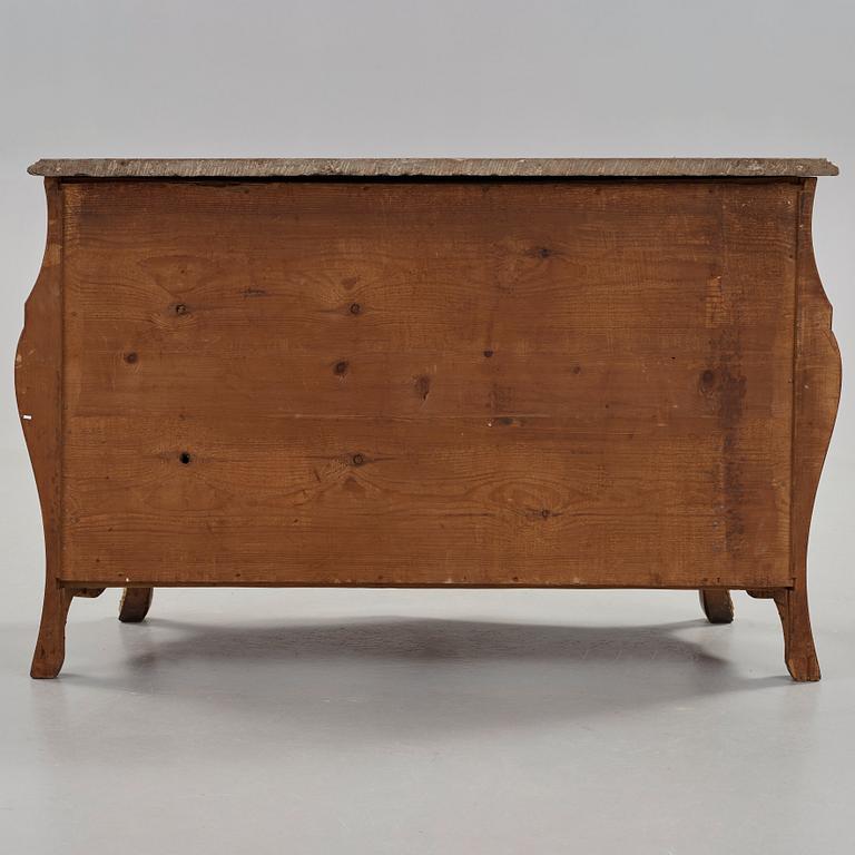 A Swedish Rococo 18th century commode attributed to Christian Linning, master 1744.