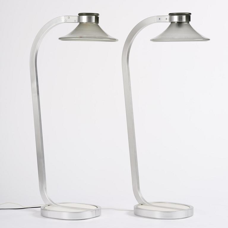 Jan Ekselius, a pair of "Accent" floor lamps, Orrefors, 1970s.