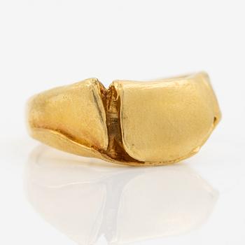 Ring, 18K gold.