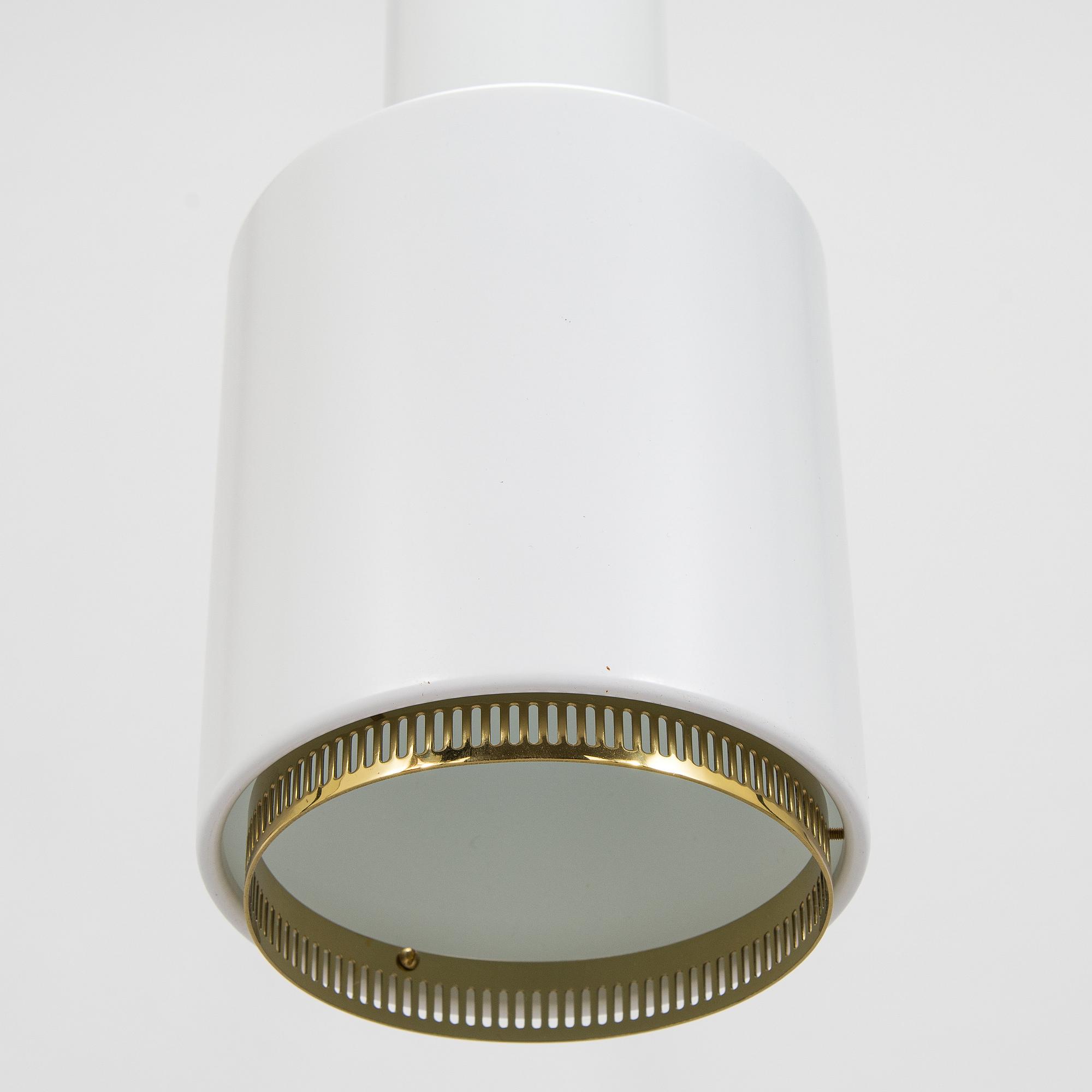 Alvar Aalto, kattovalaisin, malli A110, Artek, Suomi 2000-luku.