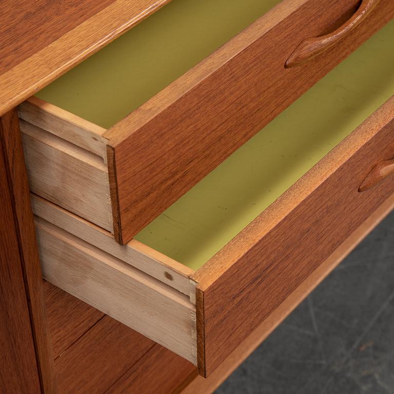 SIDEBOARD, teak, ca 1950-60-tal.